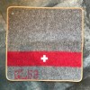 Jass ou Yass Tapis de jeu de cartes par KARLEN en recyclage de couverture militaire Suisse originale
