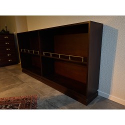 Langes Bücherregal, legendäre Möbel, Antike,Schiffsabbruchmöbel. M/N Giuseppe Verdi