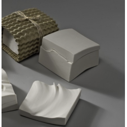 Salzstreuer, Keramik, 100 % Schweizer Fertigung, ergonomisch, aus der Werkstatt von Sonja Duò-Meyer.