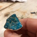 Bague turquoise pierre brute comme une île